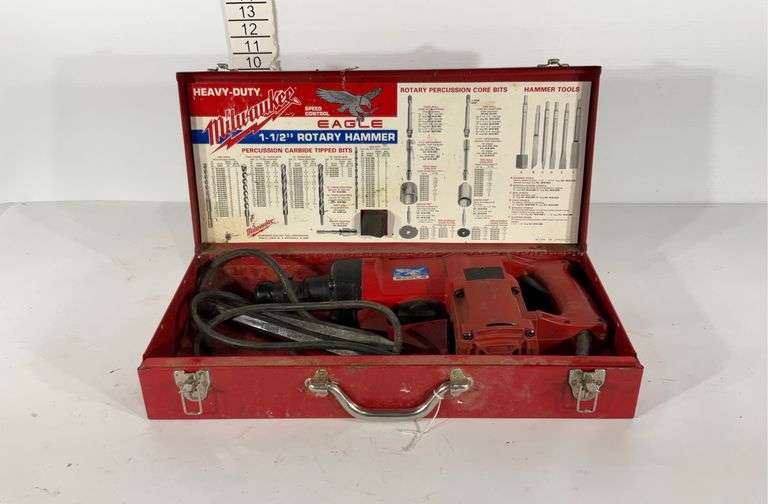 Tools, Milwaukee 11/2” rotary hammer with case, works Hash Auctions