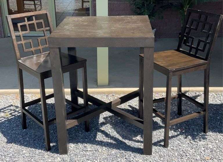West Elm High top table with 2 chairs 42x32x32” Hash Auctions