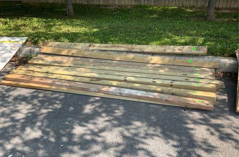 Eight 4x4”posts, two 2x4 boards, posts are pressure treated, 8 foot