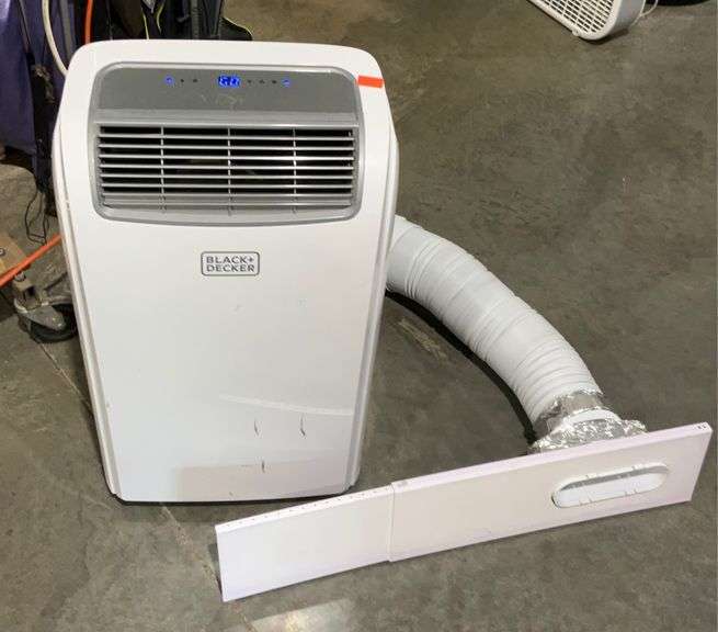 Black & Decker potable air conditioner . Blows cold Hash Auctions