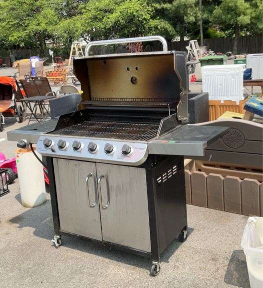 Charbroil propane grill, works, but igniter needs repaired Hash Auctions