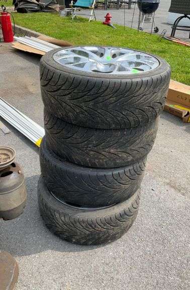 Set of 4 automotive tires on chrome Alba wheels, 225/40ZR18 tires ...