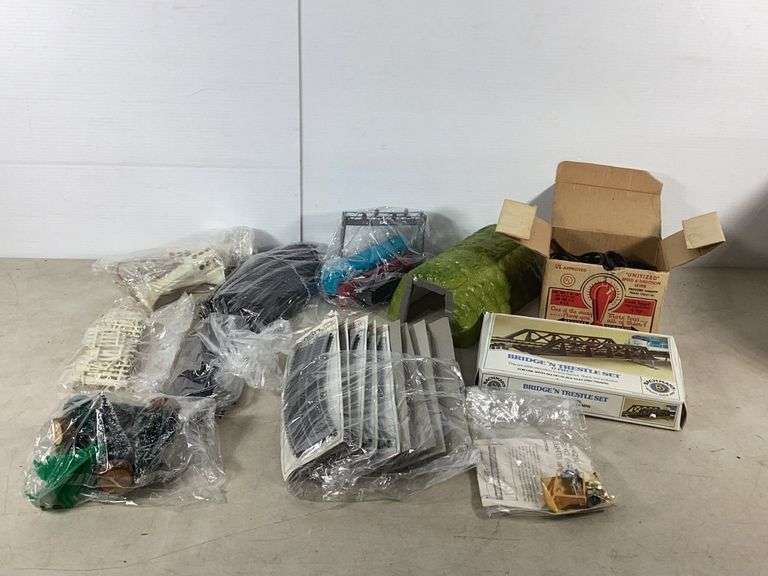 Model Train Tracks & Accessories Hash Auctions