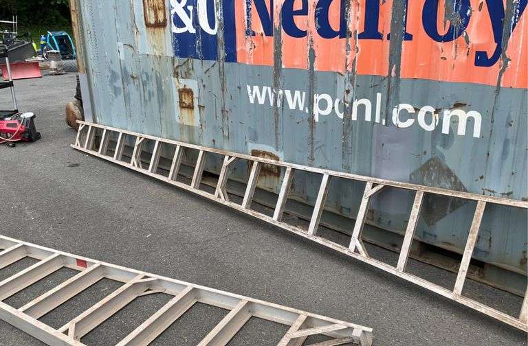 Stokes aluminum ladder 20ft Hash Auctions