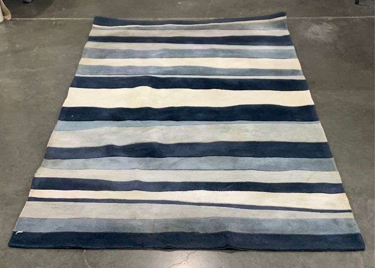Dalyn Rug Company area rug, 59x94”, needs cleaned Hash Auctions