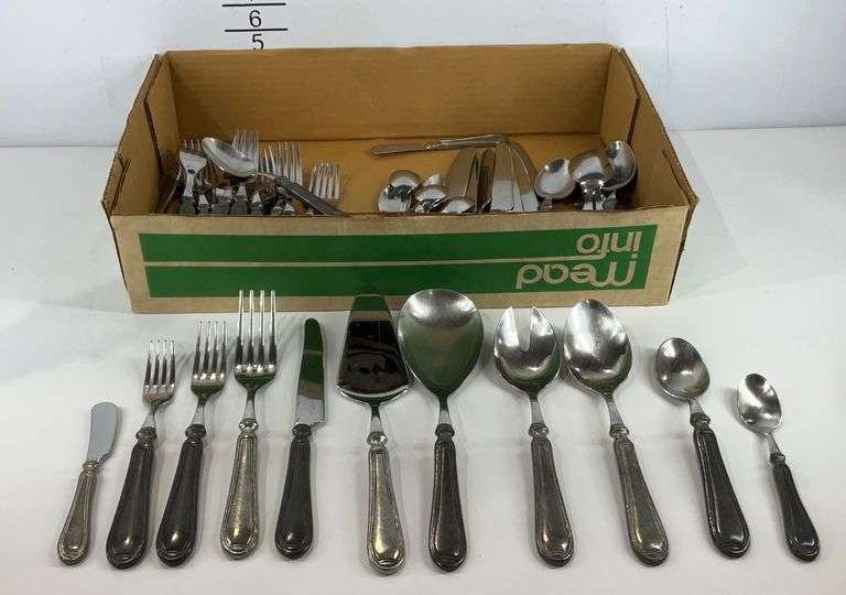 Set of Bugatti Italian flatware Hash Auctions