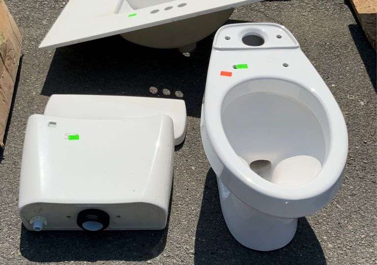 Commode New never installed condition Hash Auctions