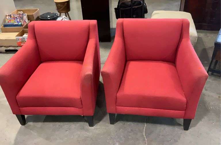 Set of 2 Crate & Barrel living room chairs Hash Auctions