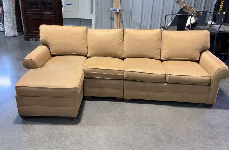 Ethan Allen Sectional sofa 9’x5’ Hash Auctions