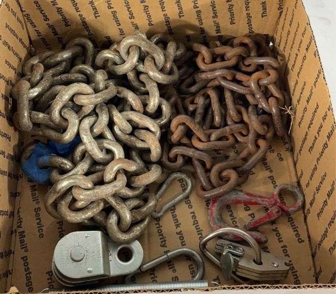 Two chains and other various hardware Hash Auctions