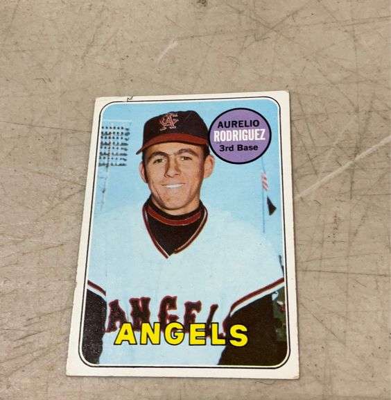 1969 Topps Baseball Error card Aurelio Rodriguez 653 high batboy