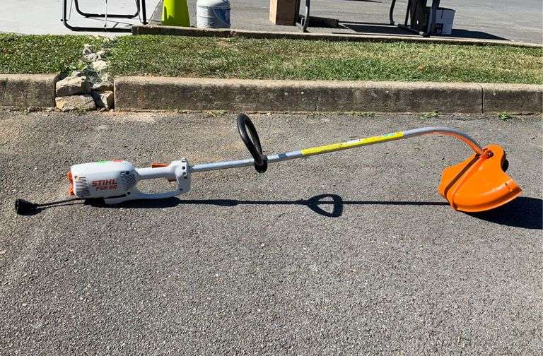 Stihl FSE 60 electric weedeater, tested and works Hash Auctions