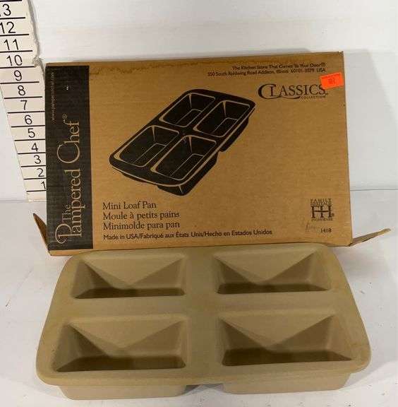The pampered chef mini loaf pan Hash Auctions