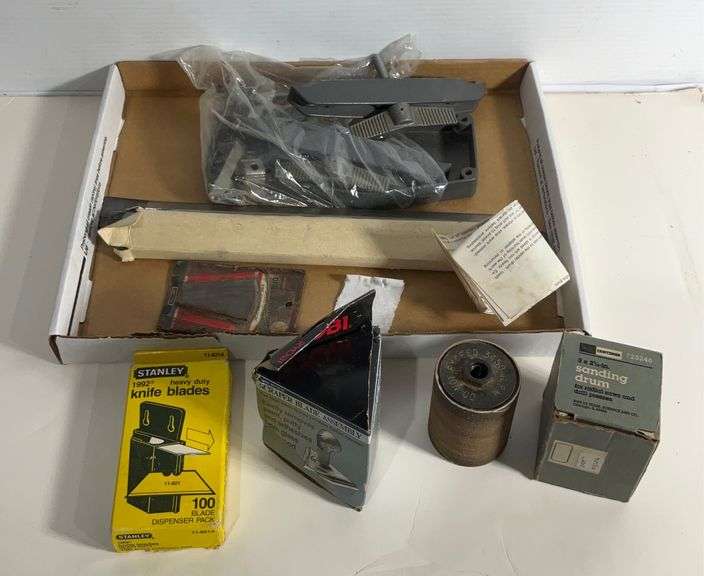 Tools, knife blades, sanding drum, scraper blade assembly, etc. Hash