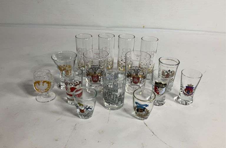 Group of souvenir shot glasses Hash Auctions