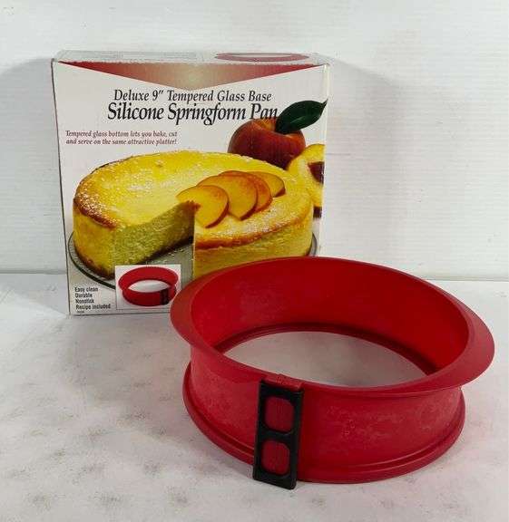 9” silicone springform pan with tempered glass base Hash Auctions