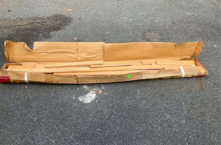 Wood trim, various lengths Hash Auctions