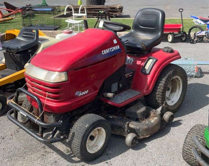 Craftsman Riding Mower, GT5000, Kohler 25 Pro Vtwin engine, 48” cut