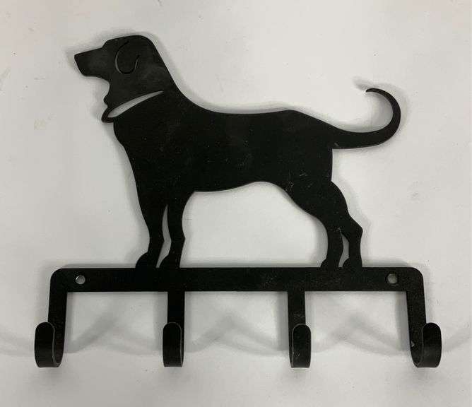 Four hook dog leash wall hanger. Hash Auctions