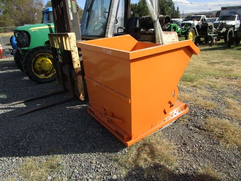 NEW FORKLIFT DUMP BIN Heaverlo Northwest Auctions