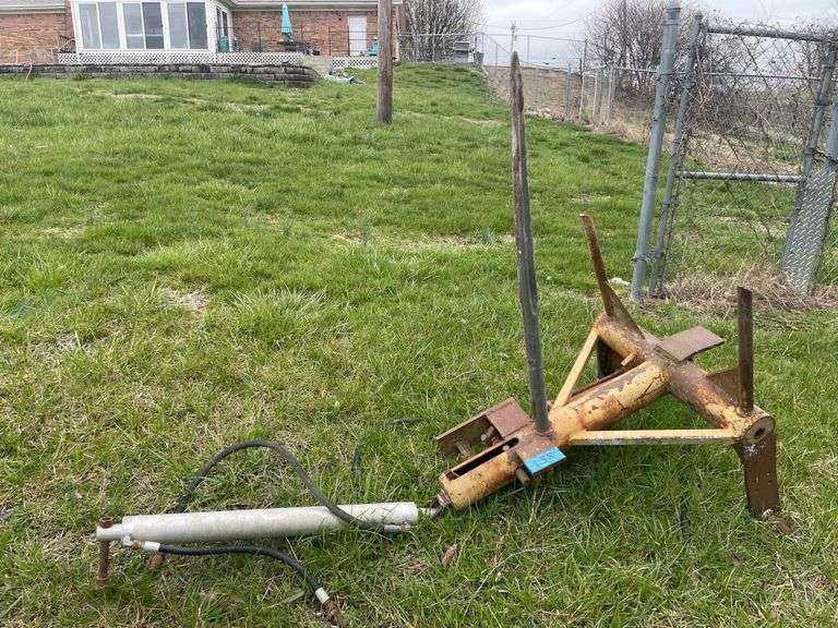 Hay Spear Halfhill Auction Group