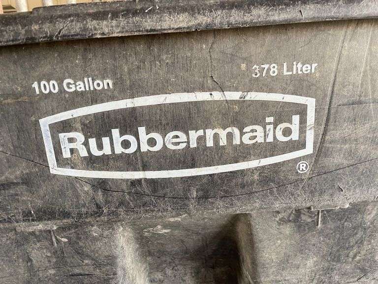 Rubbermaid 100 gallon tub halfhill auction group