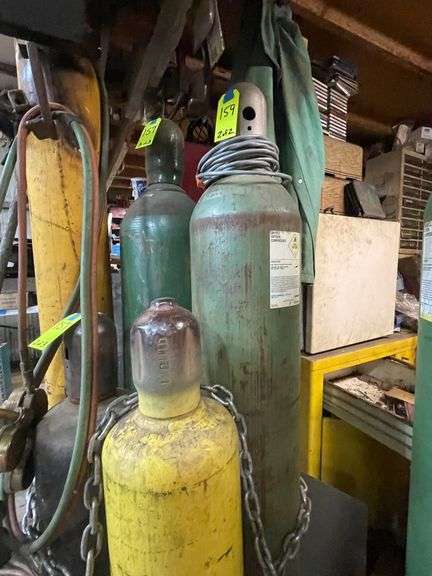 Acetylene & Oxygen Tanks - Halfhill Auction Group