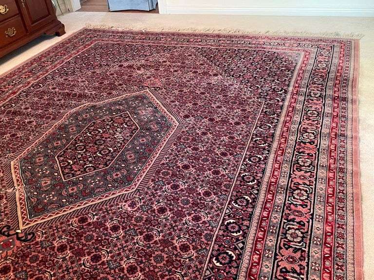 Large Oriental Rug Halfhill Auction Group