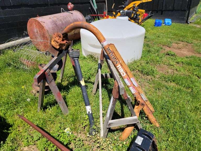 Woods 1130 Post Hole Digger w/ 3 Point Hitch Halfhill Auction Group
