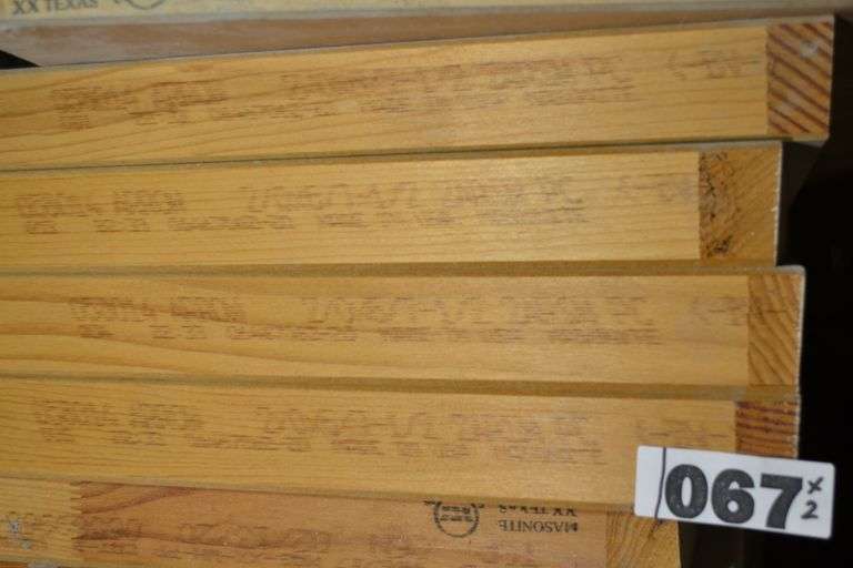 24 IN X 80 IN SOLID CORE STAIN READY MASONITE INTERIOR DOOR Dallas