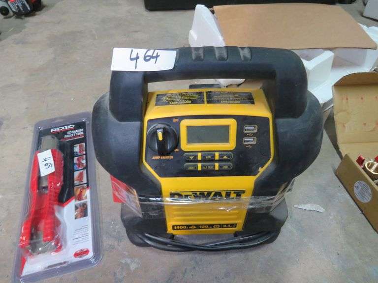DEWALT BATTERY CHARGER JUMP STARTER AND COMPRESSOR Dallas Online