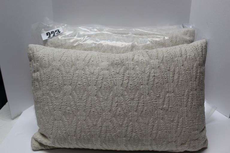 THRESHOLD DESIGNED WITH STUDIO MCGEE THROW PILLOW 12" X 20" OFFWHITE