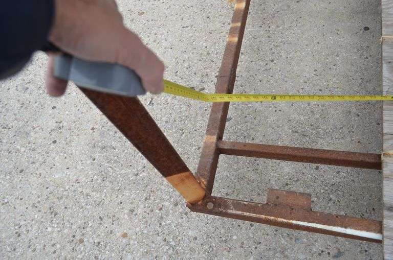 CAST IRON 3 TIER STORAGE SHELF ON CASTERS Dallas Online Auction Company