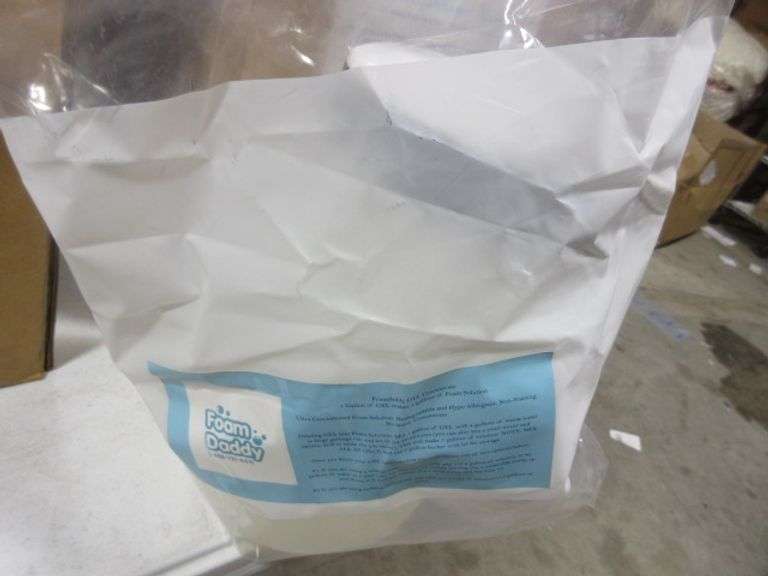 FOAM DADDY SNOW GEL. 1 GALLON Dallas Online Auction Company