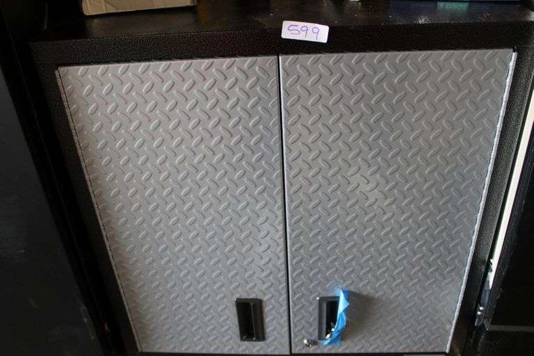 GLADIATOR BY WHIRLPOOL 2 DOOR TOOL Dallas Online Auction Company