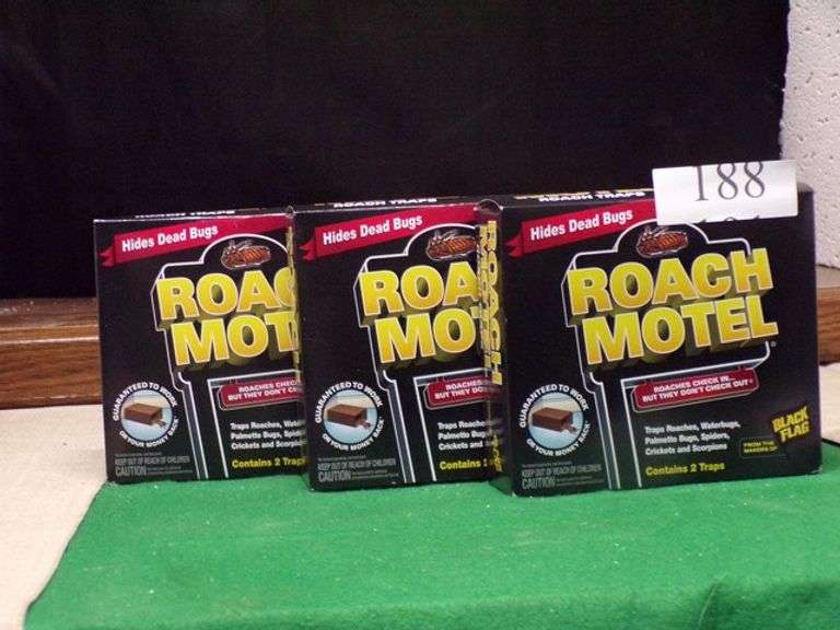 Black Flag roach motel kills roaches water bugs pimento bugs spiders