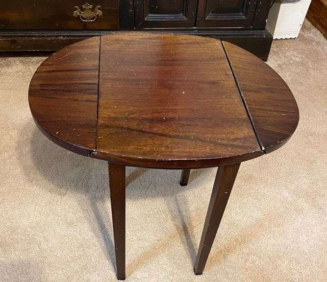 Small EndTable Drop Leaf Table Hoosier Auction Group