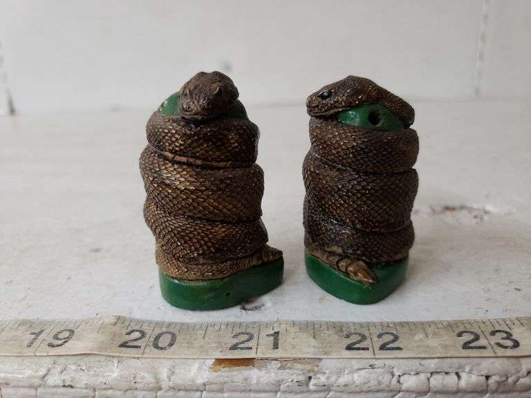 RATTLESNAKE SALT AND PEPPER SHAKER Isabell Auction