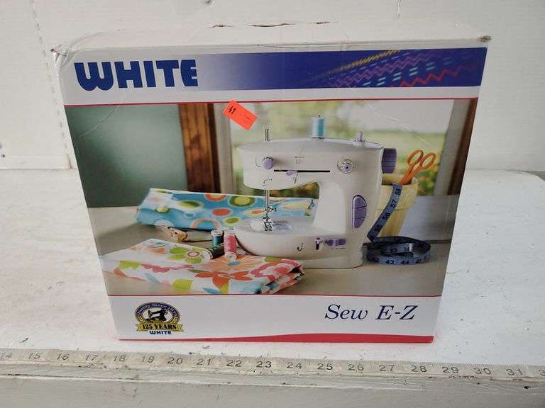 WHITE SEW EZ SEWING MACHINE Isabell Auction
