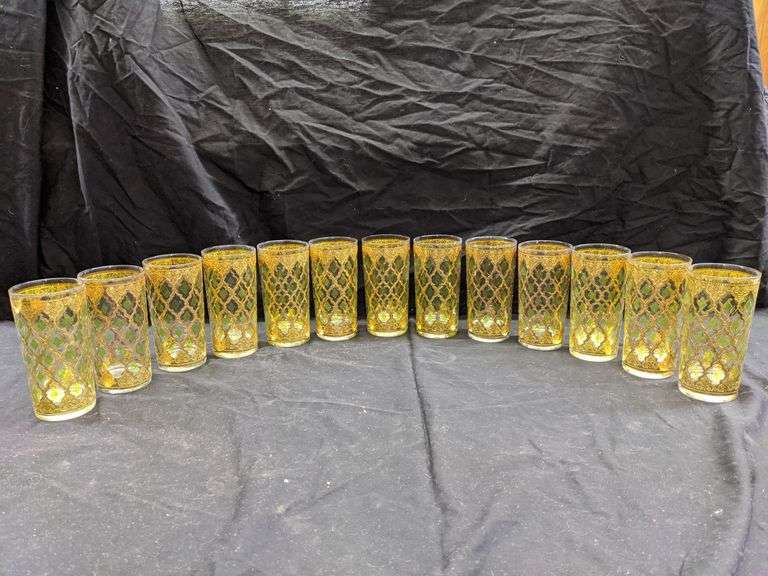 SET OF (13) VINTAGE GREEN & GOLD DRINKING GLASSES Isabell Auction