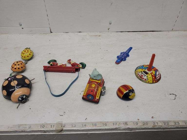 VINTAGE METAL TOYS Isabell Auction