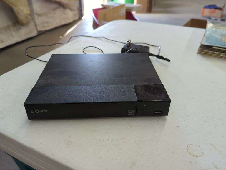 SONY DVD PLAYER Isabell Auction