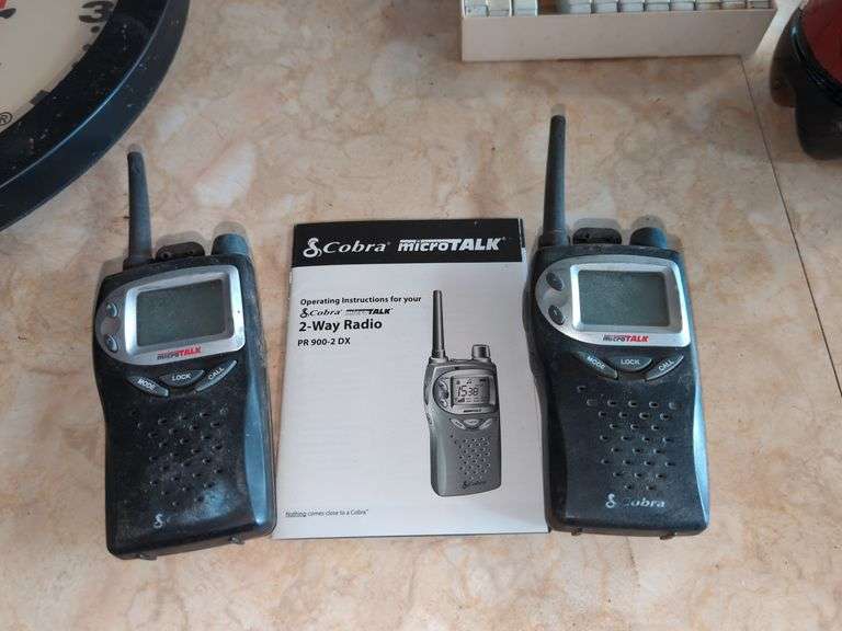 COBRA MICROTALK 2WAY RADIO SET Isabell Auction