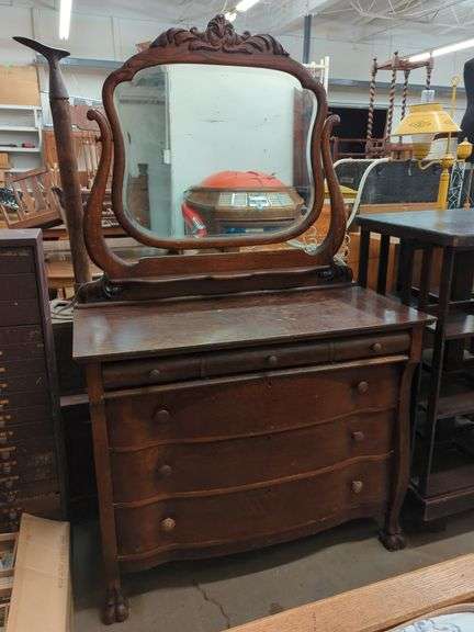 ANTIQUE OAK 5-DRAWER DRESSER WITH HARP MIRROR - Isabell Auction