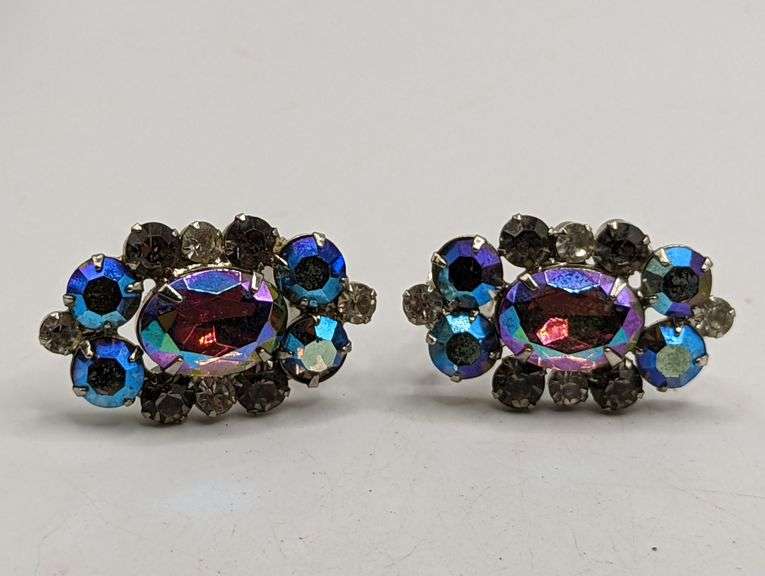VINTAGE COSTUME EARRINGS SET WITH STONES Isabell Auction