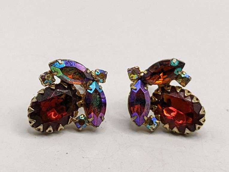 VINTAGE COSTUME EARRINGS SET WITH STONES Isabell Auction