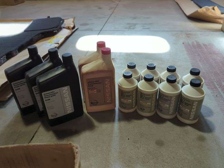 NISSAN TRANSMISSION FLUID & BRAKE FLUID Isabell Auction