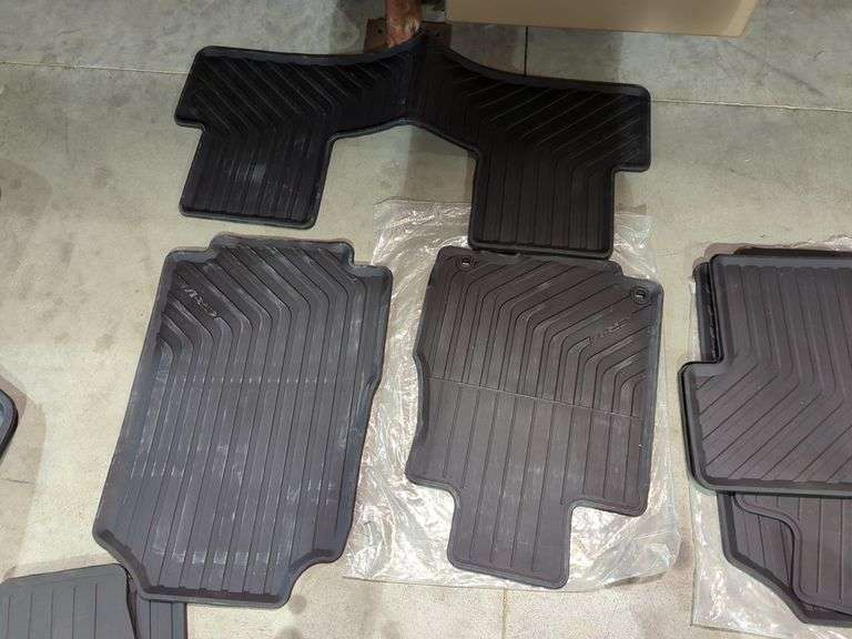 HONDA CRV FLOOR MATS Isabell Auction