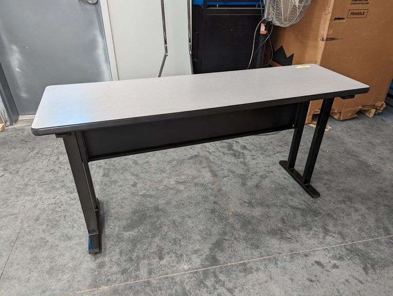 18" X 5FT FORMICA TOP FOLDING TABLE Isabell Auction