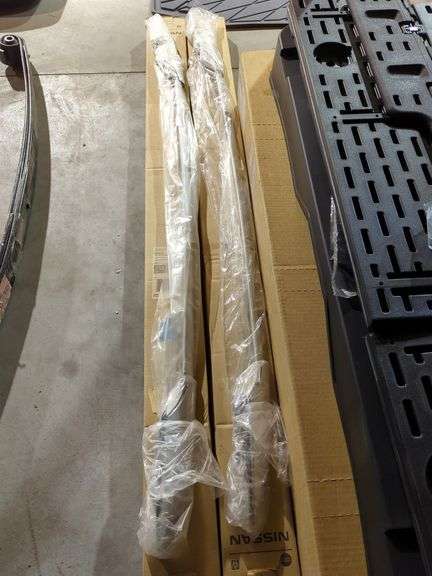 NISSAN PICKUP BOX RAILS - Isabell Auction
